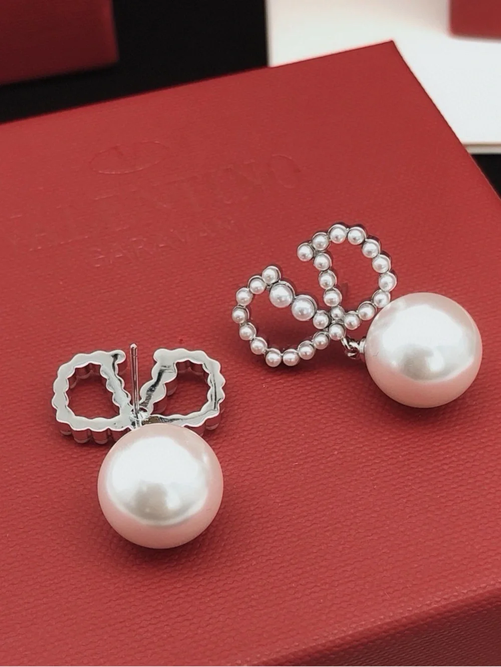 Valentino earrings crystal